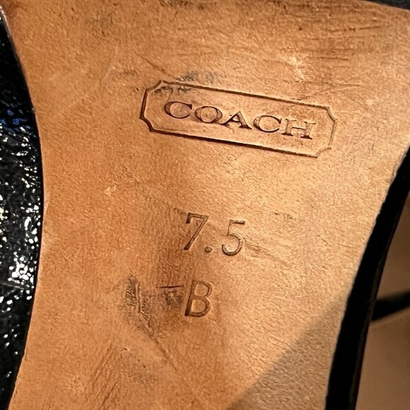 COACH HANNAH PEEP-TOE BLACK PATENT LEATHER PUMPS SILVER LOGO HARDWARE -EUC- 7.5B - Picture 11 of 13